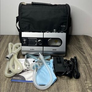 ResMed S9 Autoset H5i Humidifier CPAP Machine Only 61 Hours!